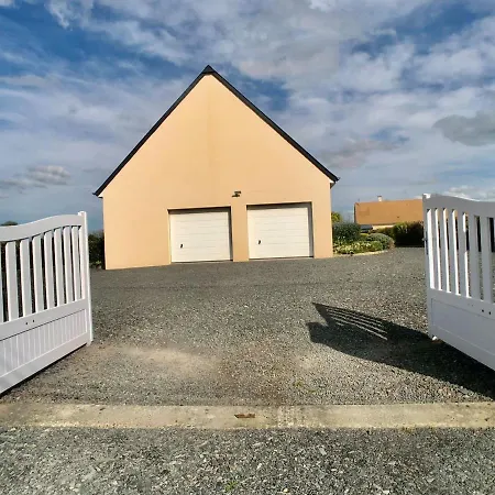 Family - Aux Portes De L'histoire *