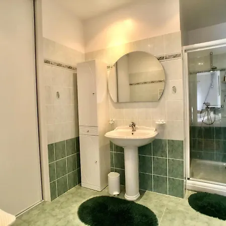 Holiday home Family - Aux Portes De L'histoire Tour-en-Bessin