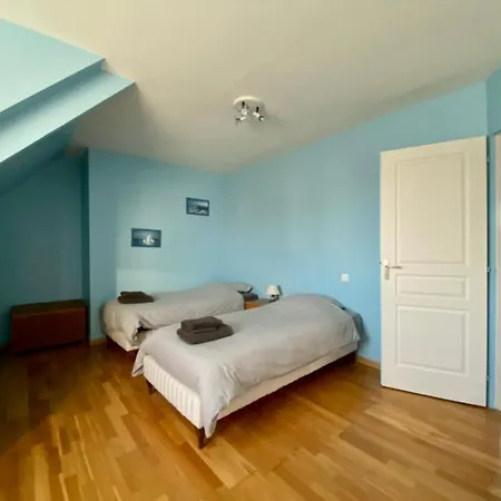 Holiday home Family - Aux Portes De L'histoire